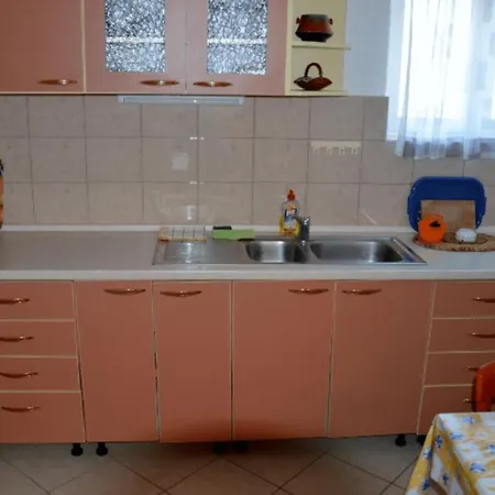 Vila Danica *