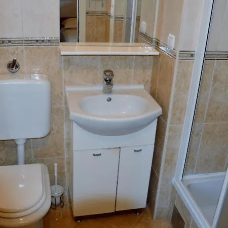 Vila Danica Apartman *
