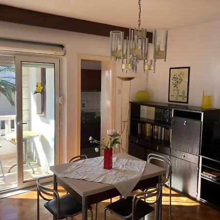 Apartman Vila Danica *